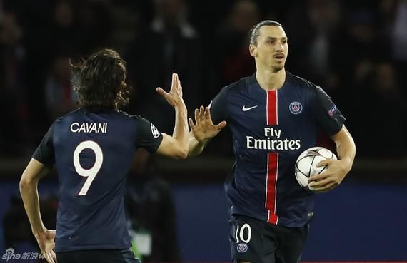 防守能力惊艳！火箭侧翼新援虽无三分命中依然稳健贡献（防守端亮眼！火箭侧翼新援三分失准仍稳健发挥）