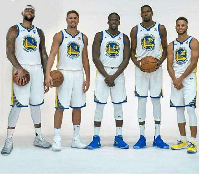 王燊超：最高兴的事是冠军留在了上海；中超整体水平在进步（王燊超：最欣慰冠军留在上海，中超整体水平稳步提升）