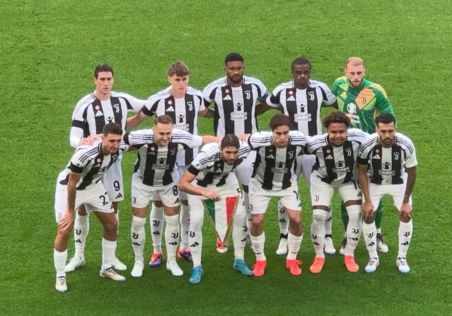 阿莱格里：普利希奇很难赶上比赛；并不是我在改造莱奥（阿莱格里称普利希奇难赶上比赛，否认自己改造莱奥）