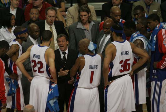 马卡畅想梅西回归巴萨可能性：年龄不是问题，可踢伪9或前腰（马卡展望梅西重返巴萨：年龄无碍，可胜任伪九号或前腰）