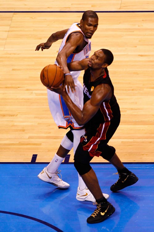 埃贝尔谈帕夫洛维奇伤情：看上去像是肌肉伤（埃贝尔：帕夫洛维奇伤势初判为肌肉问题）