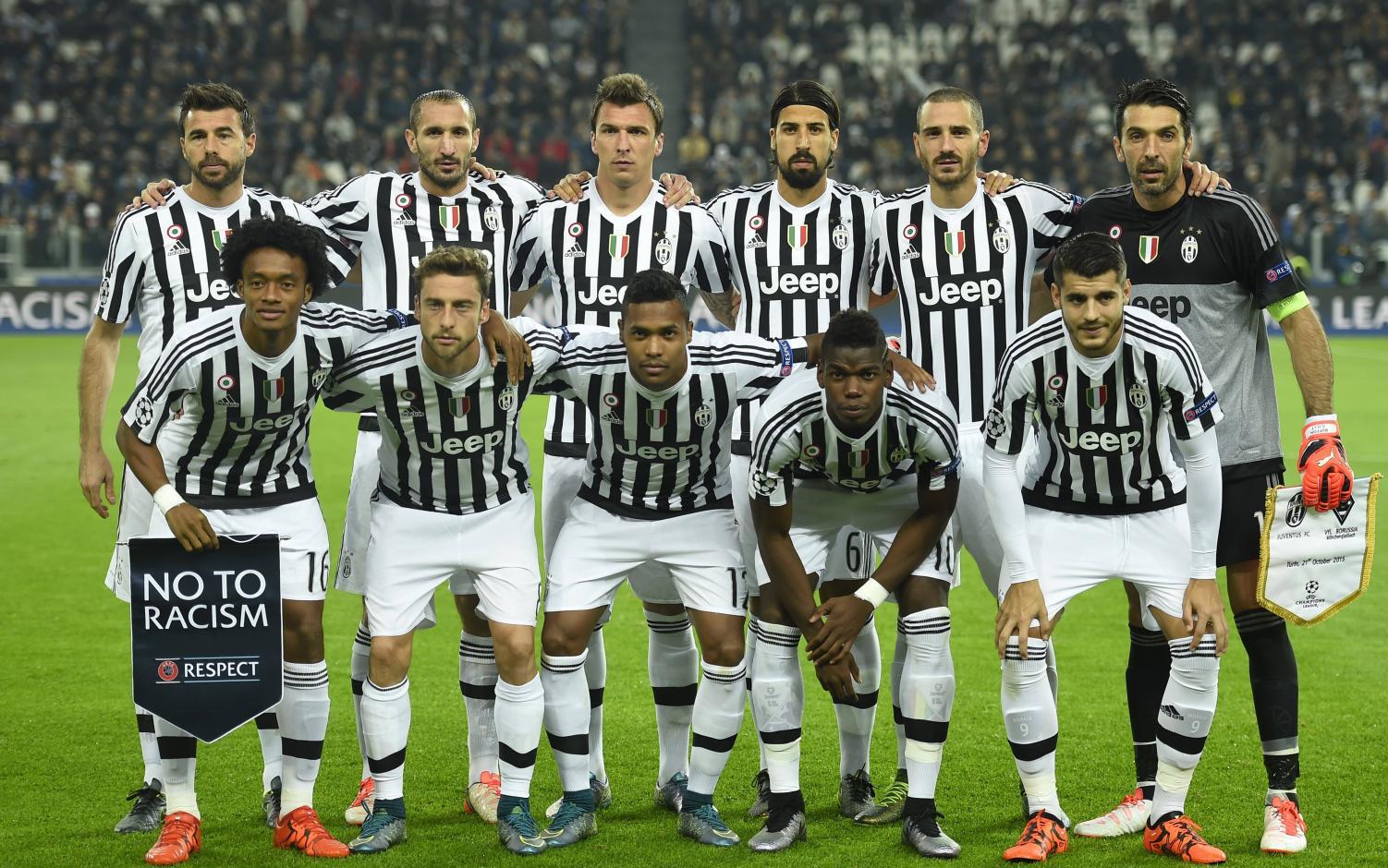 湖人惨败，詹姆斯赛后暗示球权分配有问题，没有打出团队篮球